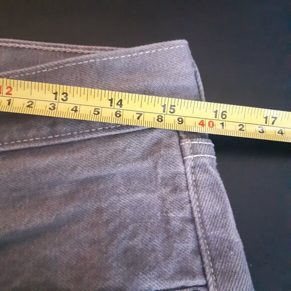 Levi Strauss 501 Straight Fit SZ 32x32 Light Grey Button Up Jeans - Picture 12 of 15